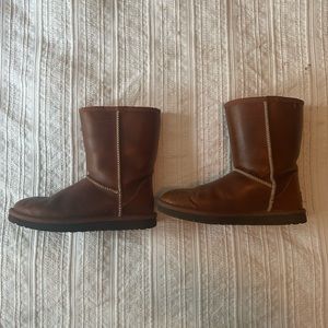 Leather Ugg boots size 9